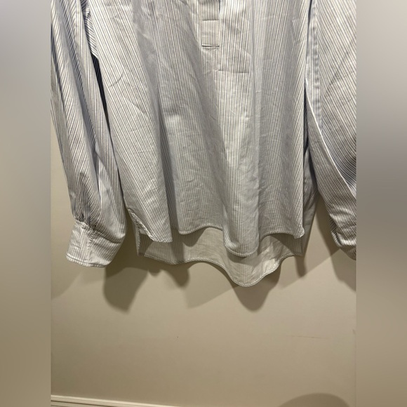 Like new- COS - half button up blouse - Size 8 - Picture 6 of 11